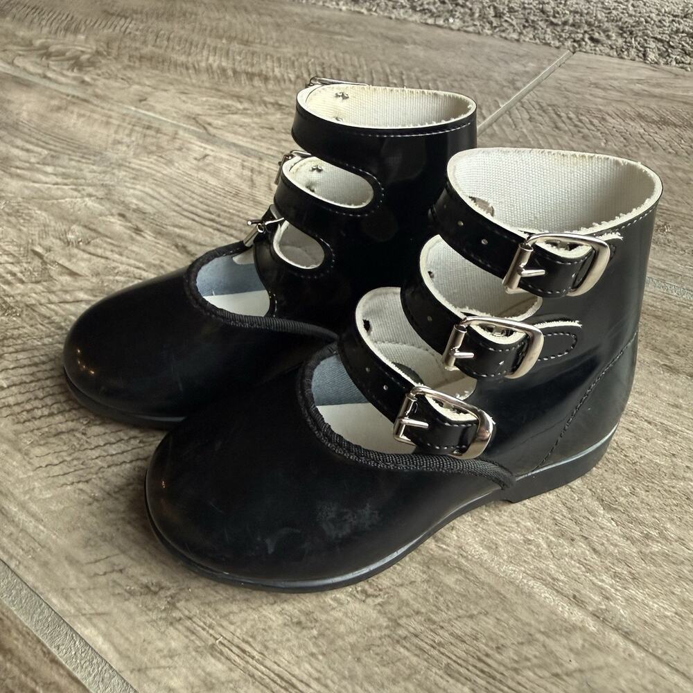 Vintage Black Patent Triple Buckle Mary Jane Shoes USA Made Size 3.5 Retro